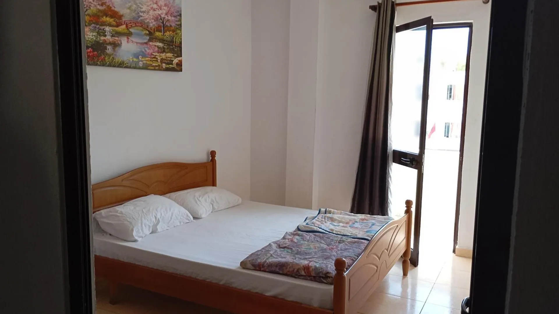 Blue Diamond Hostel Him Kolli Street Building No 4 Tirana