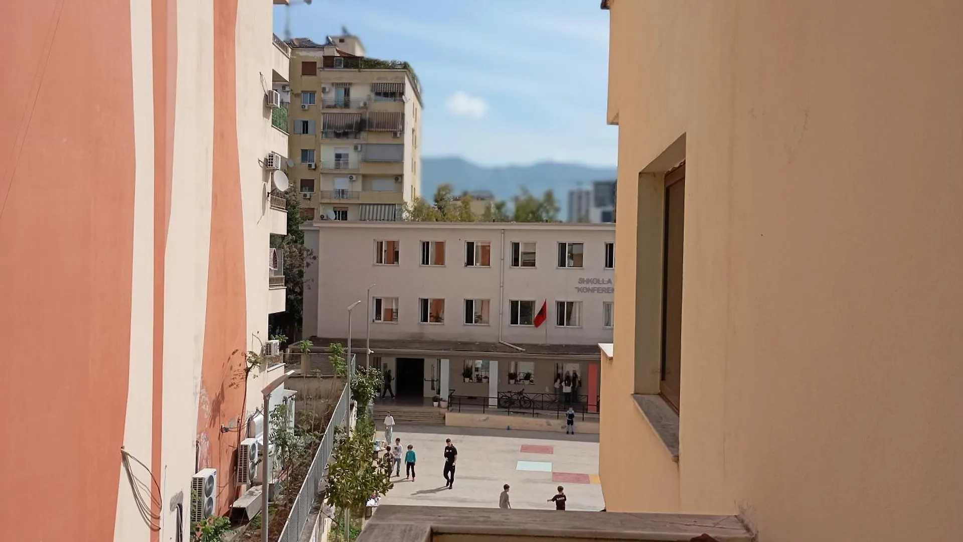 Blue Diamond Hostel Him Kolli Street Building No 4 Tirana Albanien